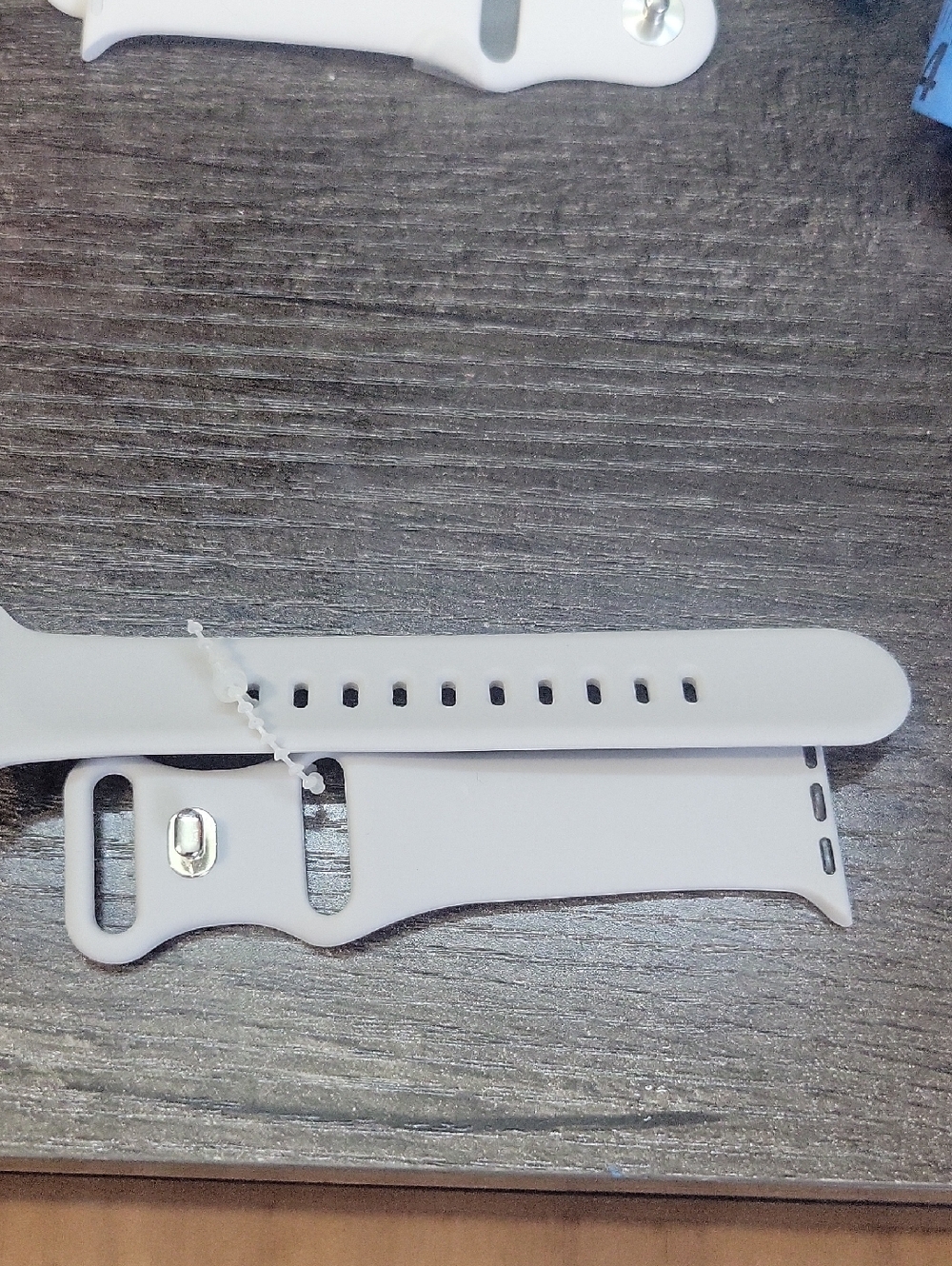 Silicone Replacement Apple Watch Band in Light Gray - Comfortable Fit